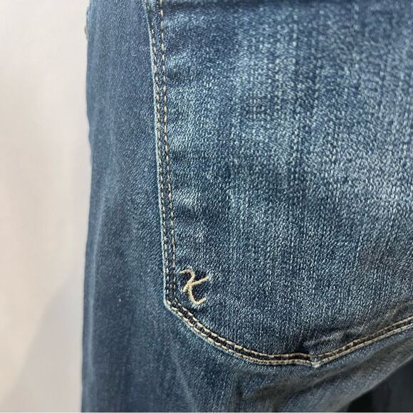 Kut from the Kloth low rise slightly distressed straight leg blue jeans size 8 - Picture 4 of 7